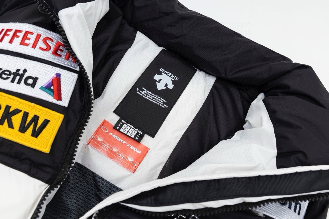 【Descente】【全国送料無料】【即日出荷】数量限定発売 ダウンジャケット