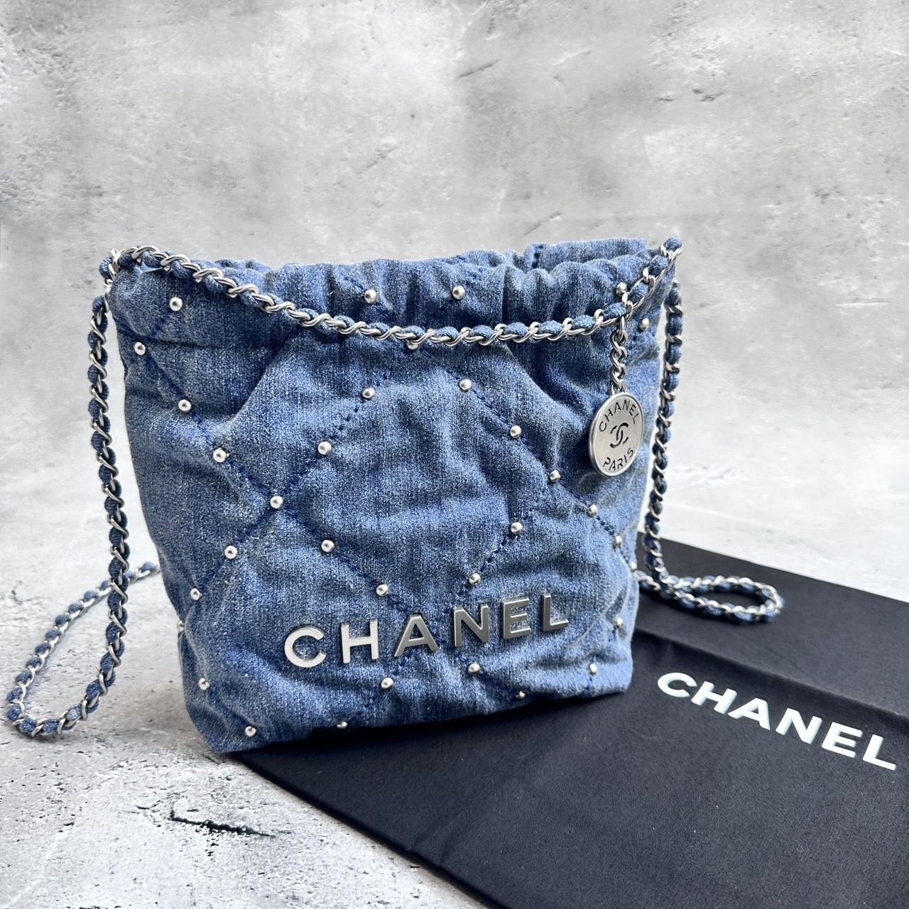 CHANEL 24ss新作 完売必至 CHANEL22 ミニ ハンドバッグ AS3980 B16649 NY101