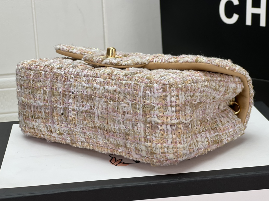 Chanel MINI CLASSIC FLAP BAG 1116