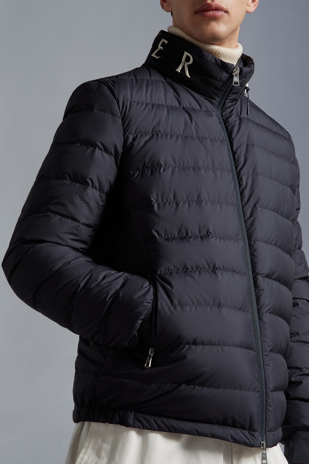 MONCLERウンジャケット SS96434