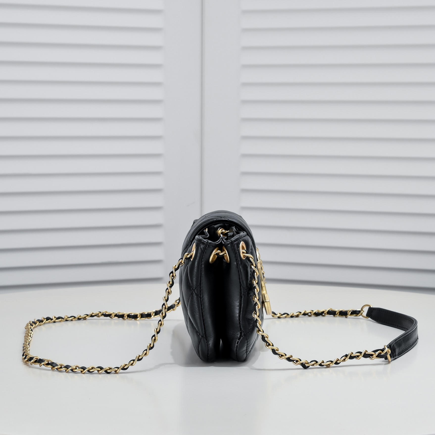 CHANEL??24C AS4611