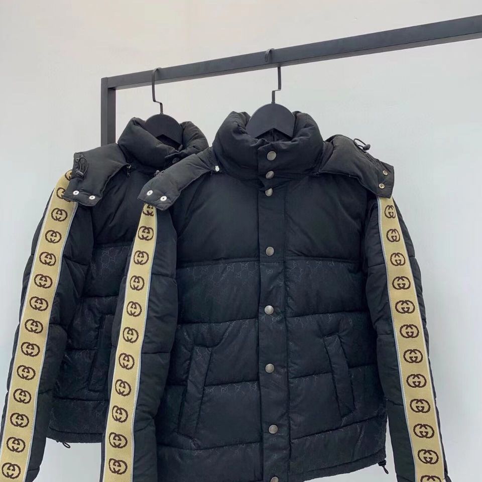GUCCI GG パターン フロントボタン ダウンジャケット ブラック