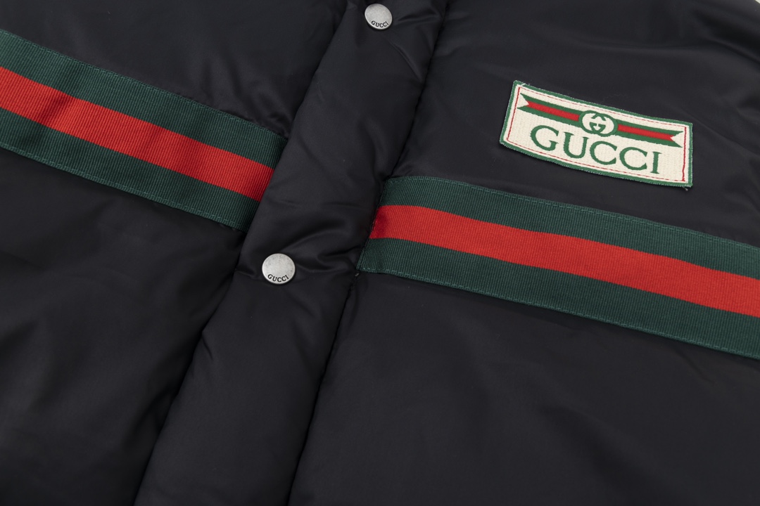 【Gucci】【全国送料無料】【即日出荷】数量限定発売 ダウンジャケット