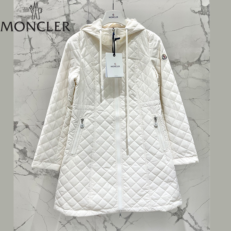 MONCLER ダウンジャケット SS96783