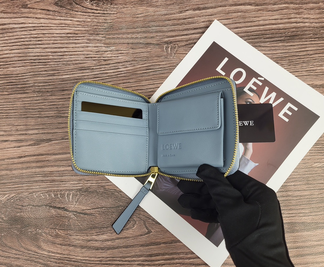 LOEWE 財布 2 zm 94920
