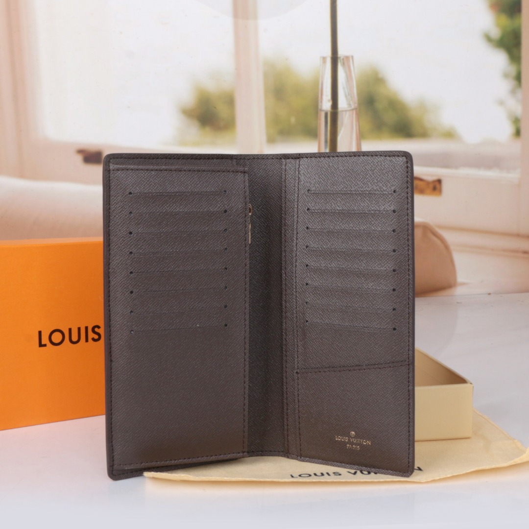LV Louis Vuitton 新作財布です 32 zm 95521