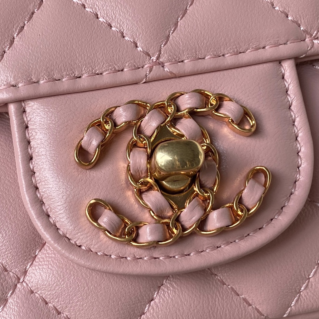 Chanel??24C ??AS4362 diamond letter handle mini CF