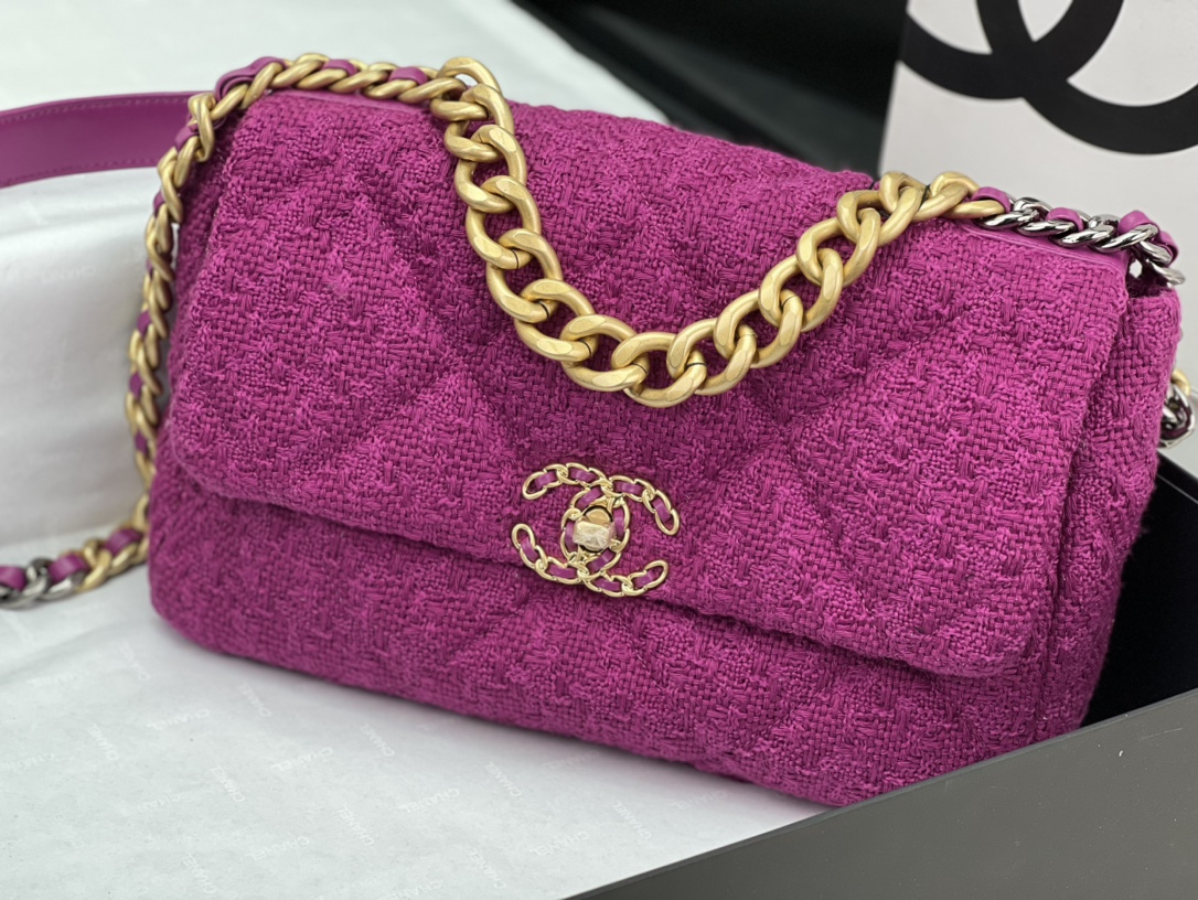CHANEL 19 LARGE HANDBAG AS1161