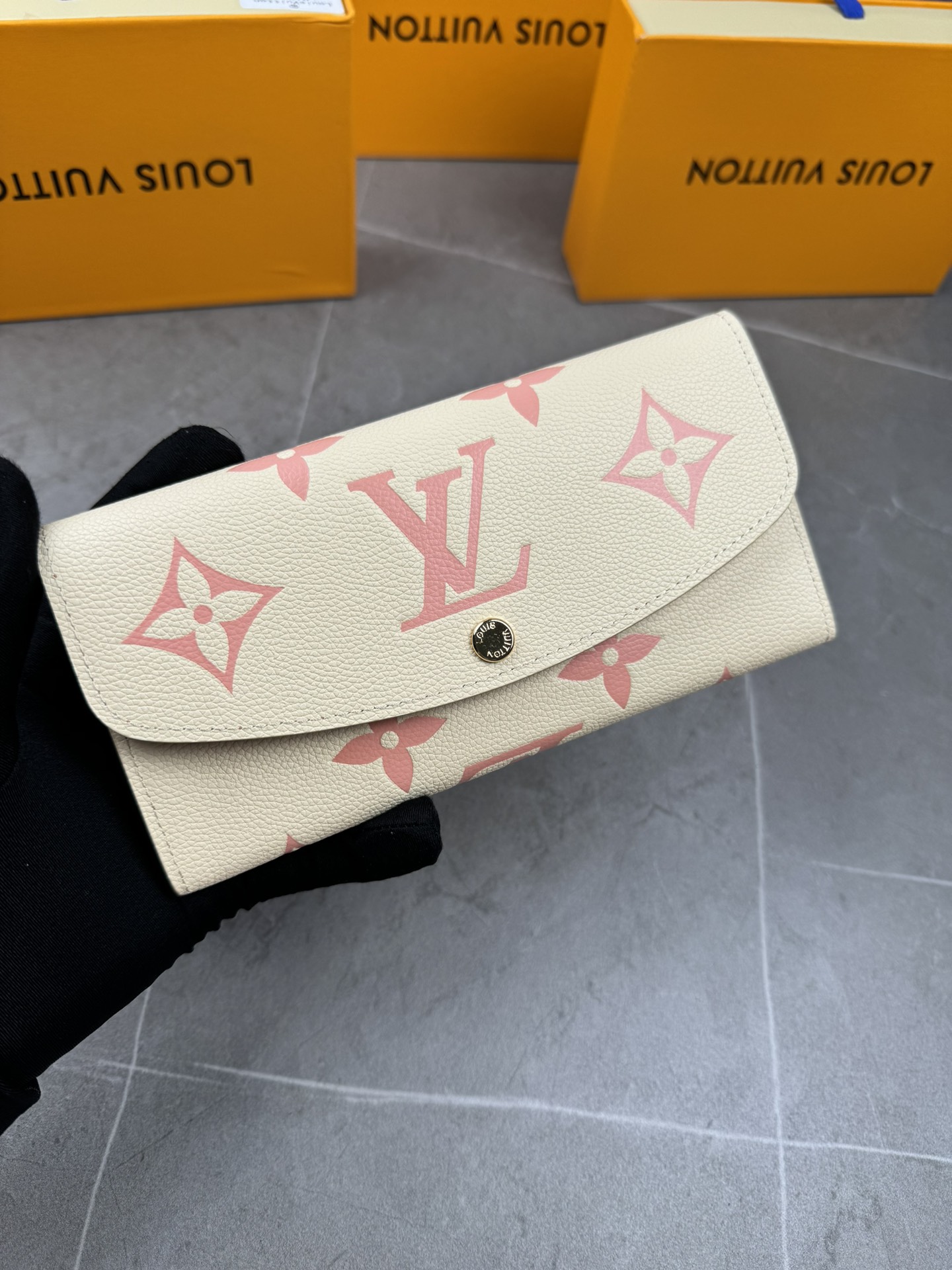 LV Louis Vuitton 新作財布です 4 zm 95518
