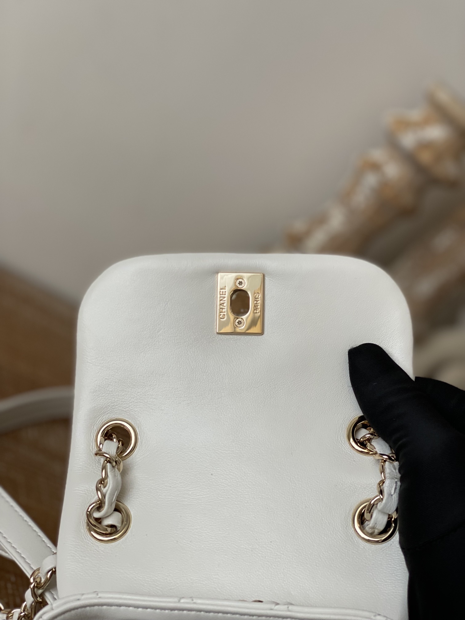 CHANEL 2022 DUMA 2908