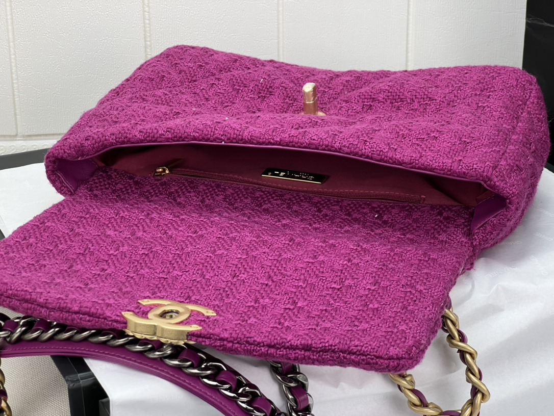 CHANEL 19 LARGE HANDBAG AS1161