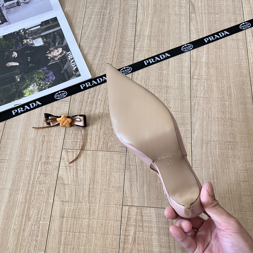Prada 最新ランウェイモデルハイヒール 03zm 95759