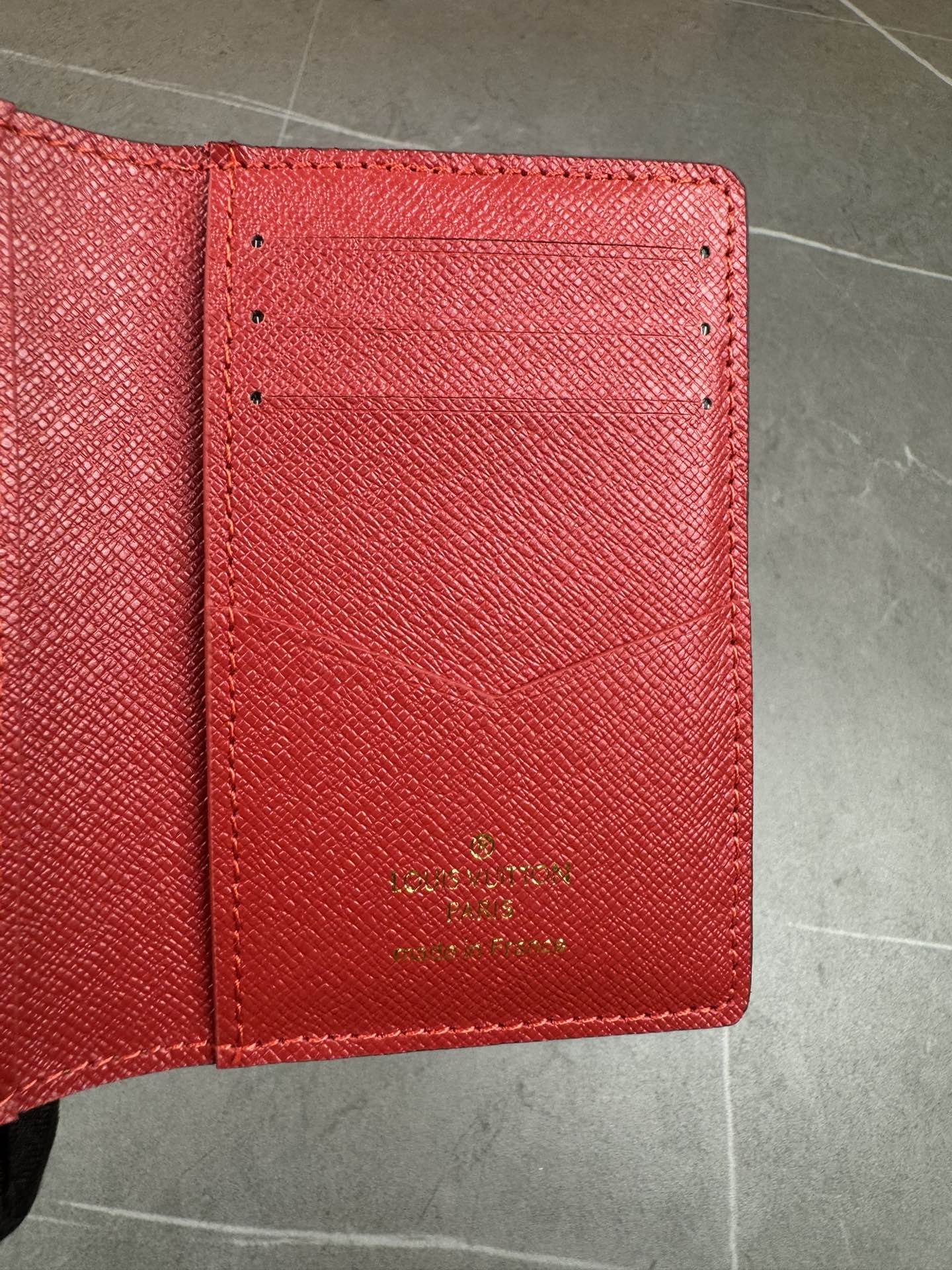 LV Louis Vuitton 新作財布です 39 zm 95522