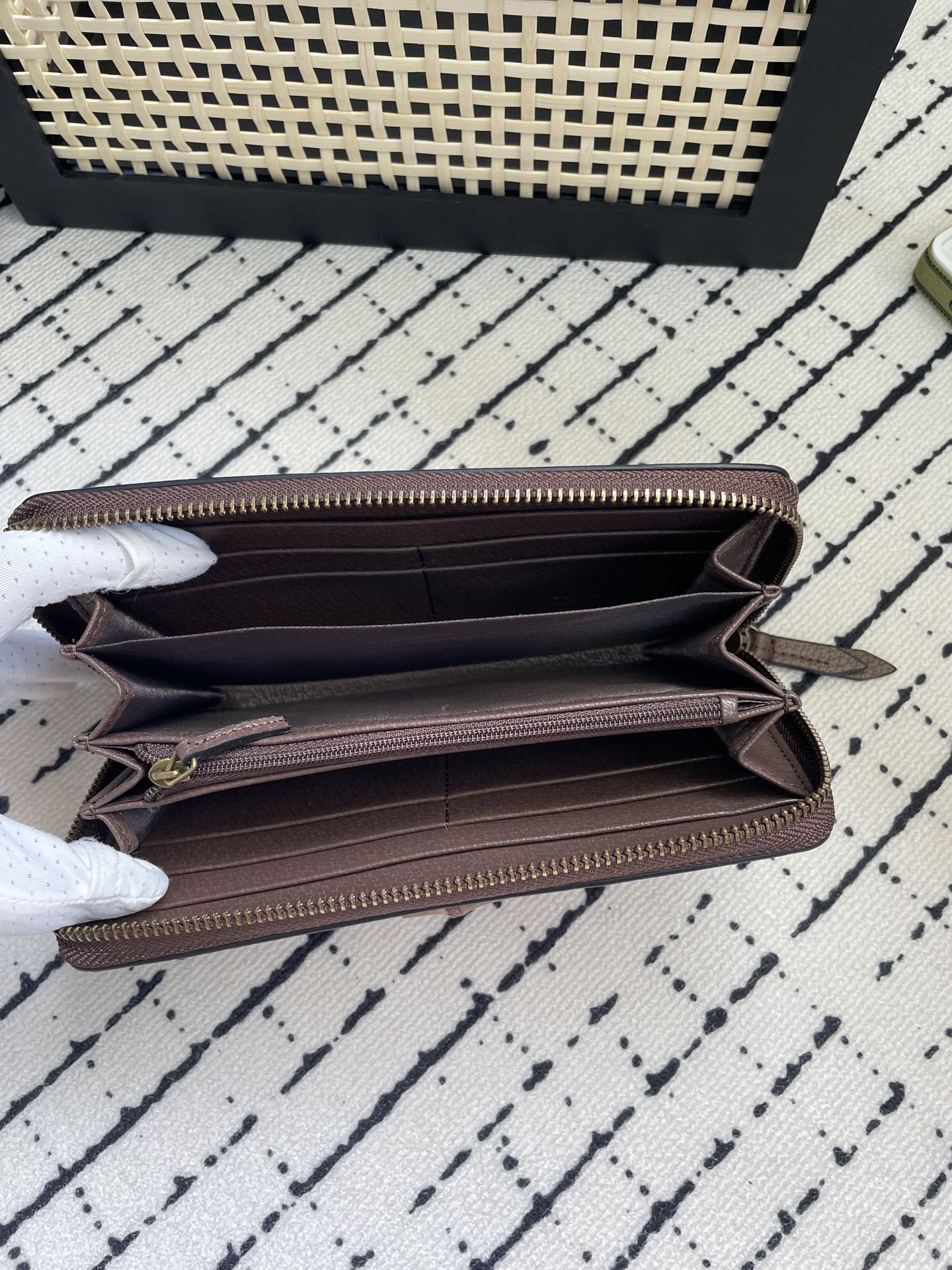GUCCI 新作財布です 14 zm 95519