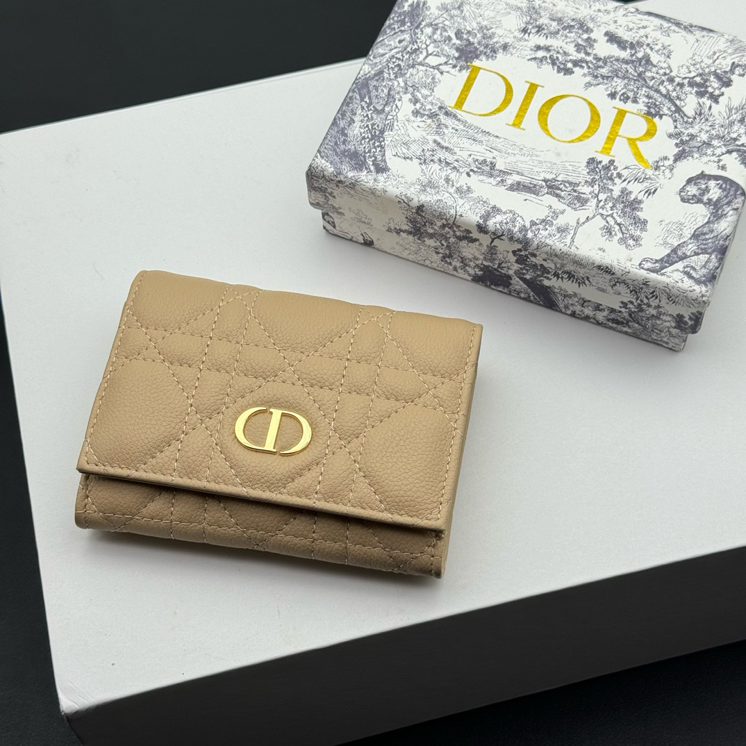 Dior 羊の皮の財布 4 zm 94920