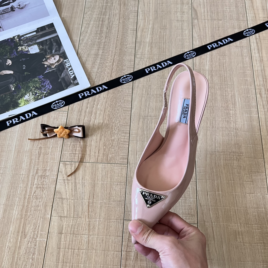 Prada 最新ランウェイモデルハイヒール 03zm 95759