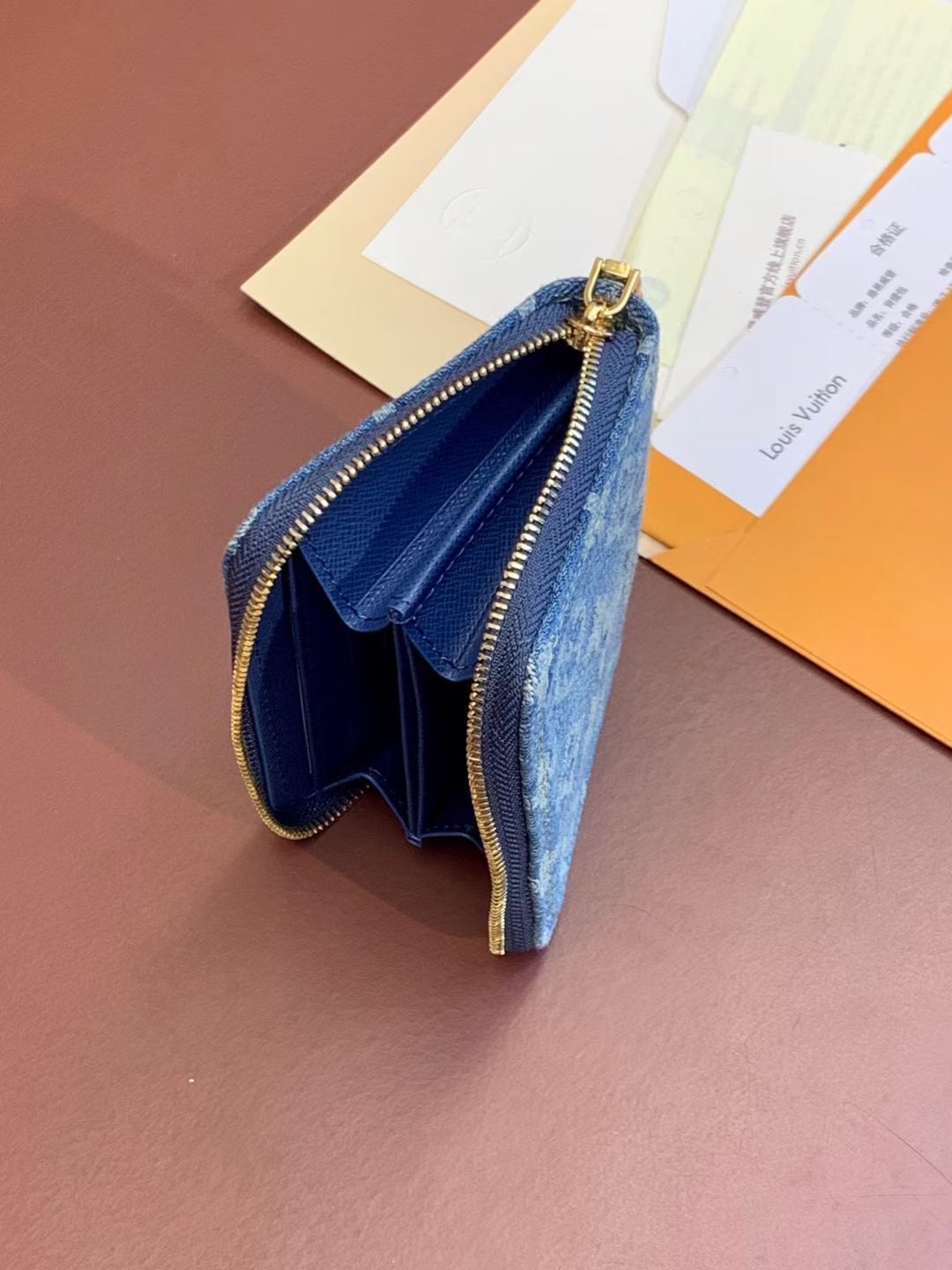 LV Louis Vuitton 新作財布です 46 zm 95522
