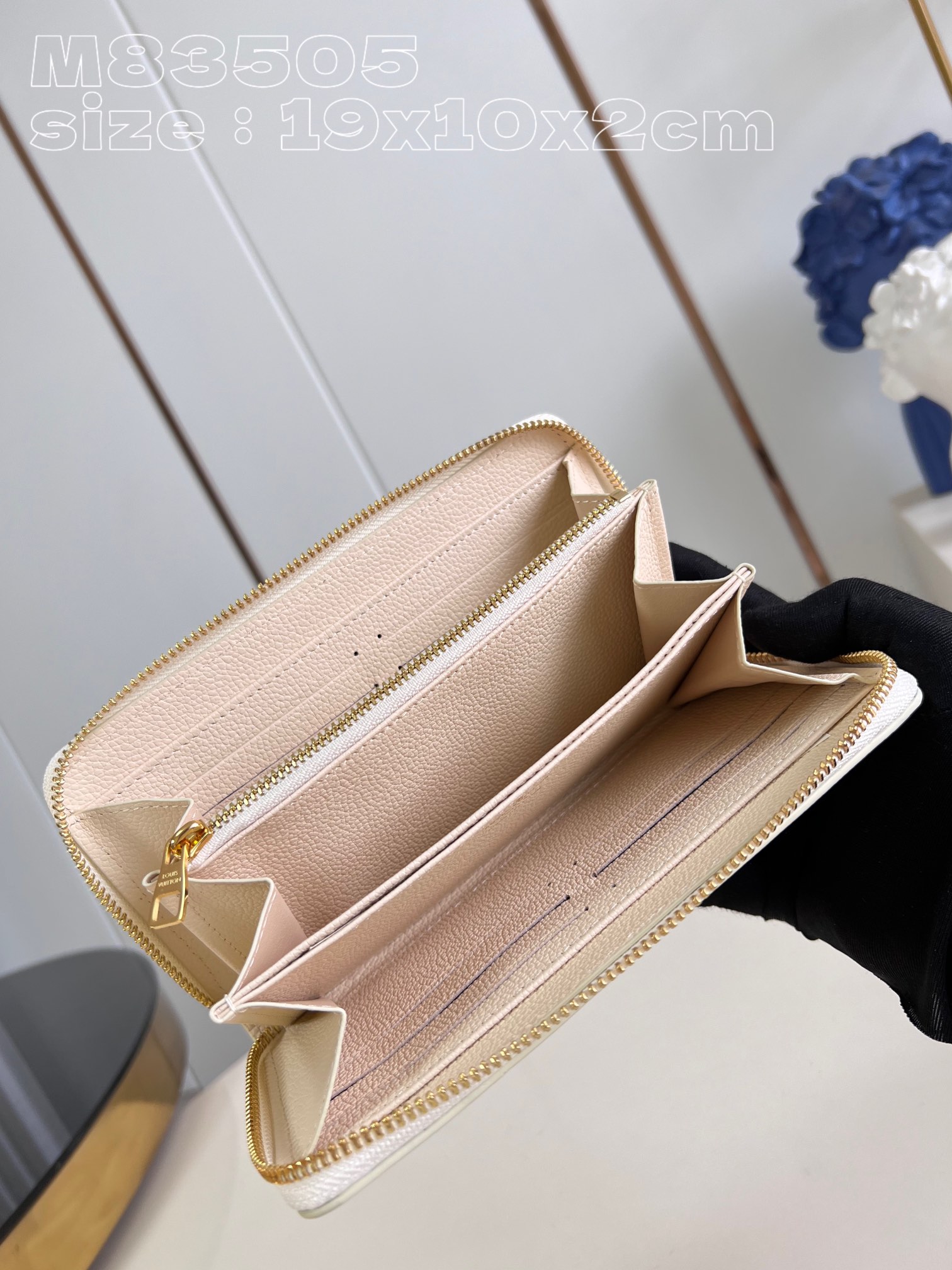 LV Louis Vuitton 新作財布です 7 zm 95518