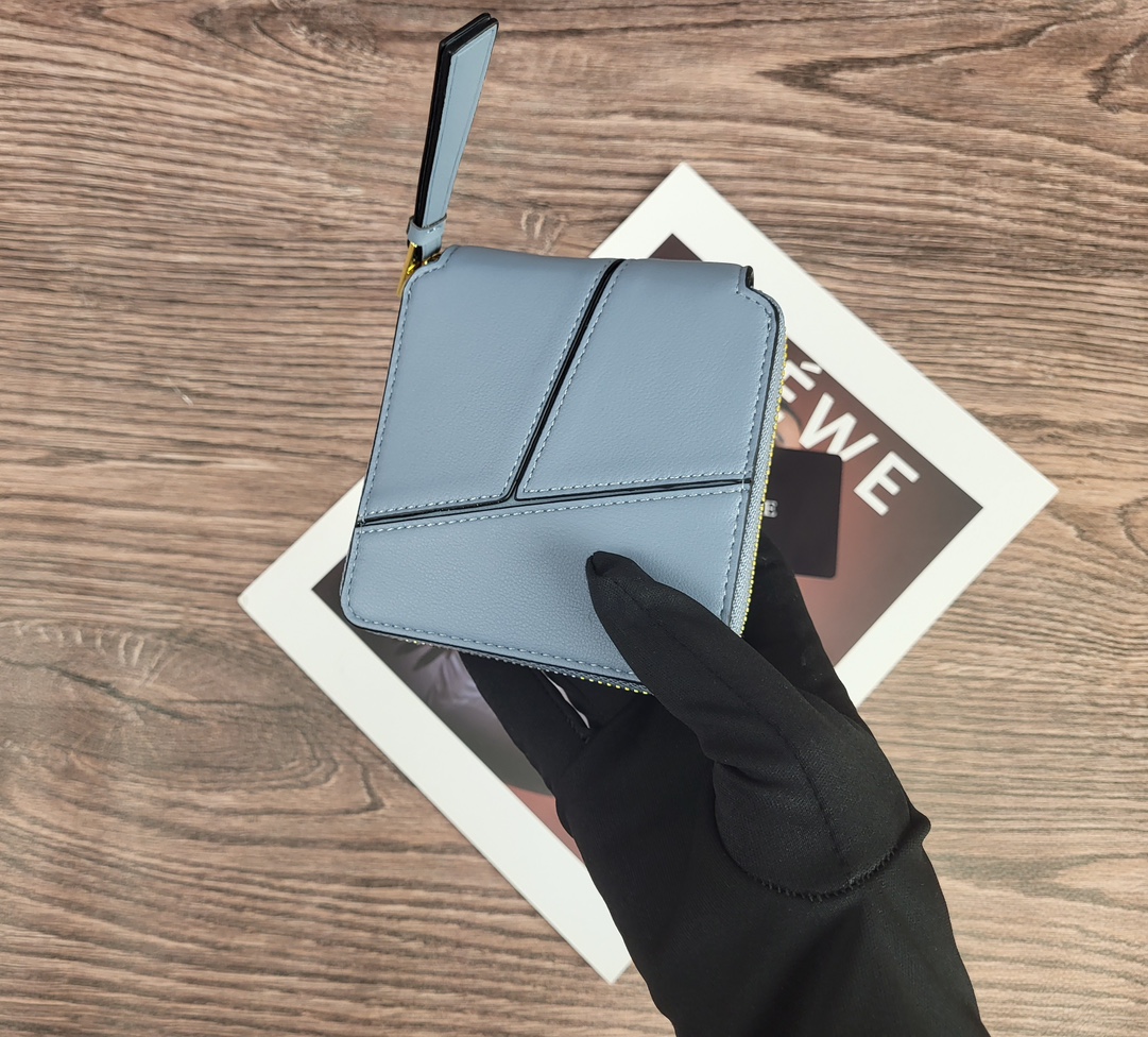 LOEWE 財布 2 zm 94920