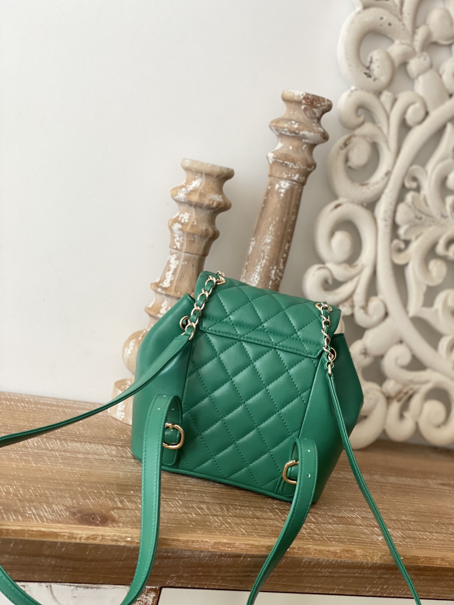 CHANEL 2022 DUMA 2908