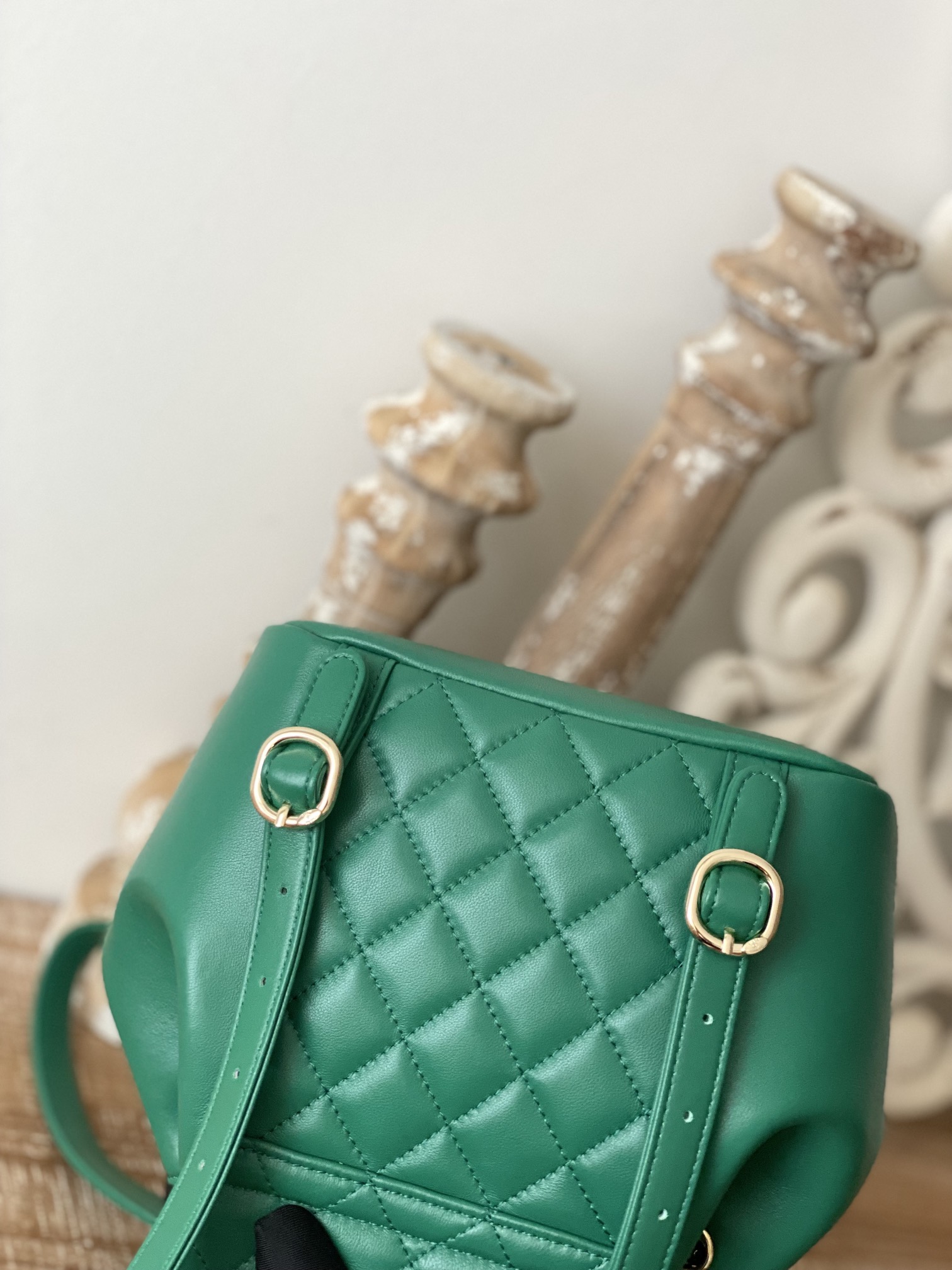 CHANEL 2022 DUMA 2908