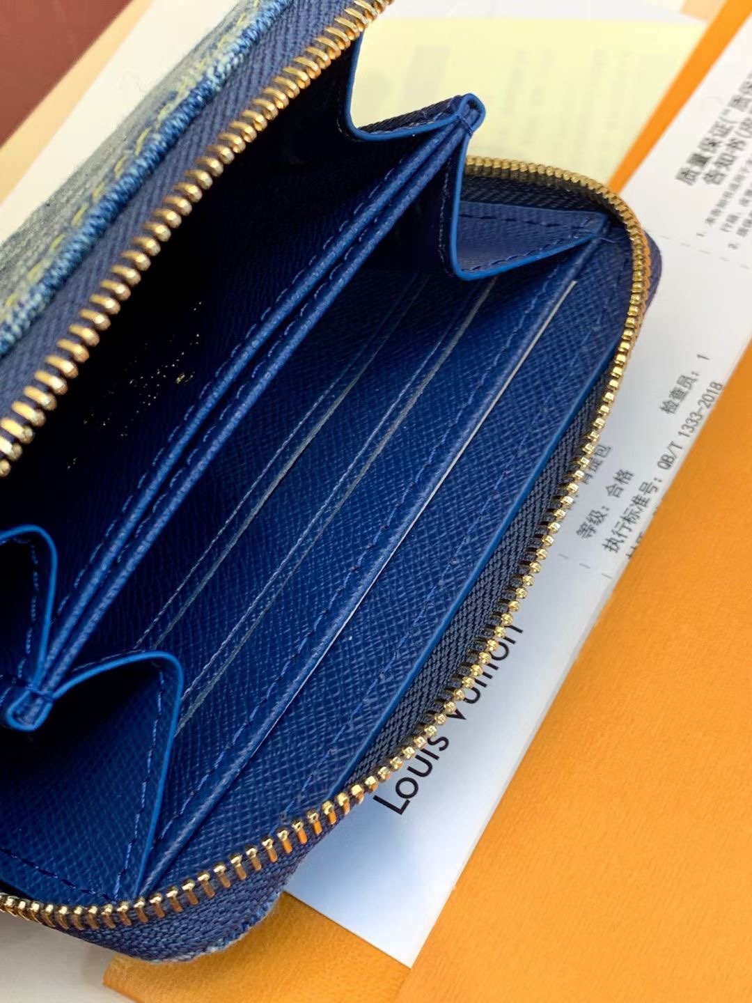 LV Louis Vuitton 新作財布です 46 zm 95522