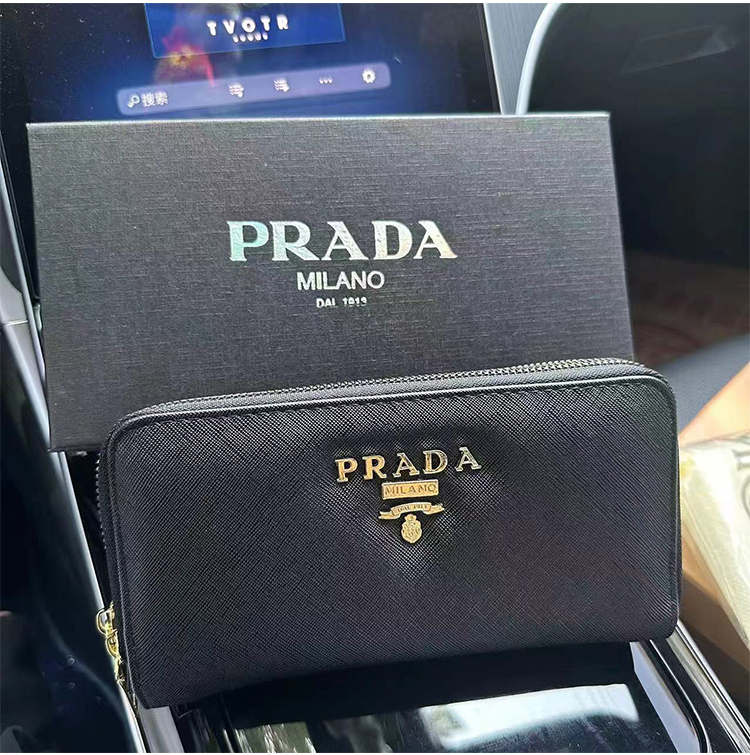Pradaショートウォレット 26 al 93465