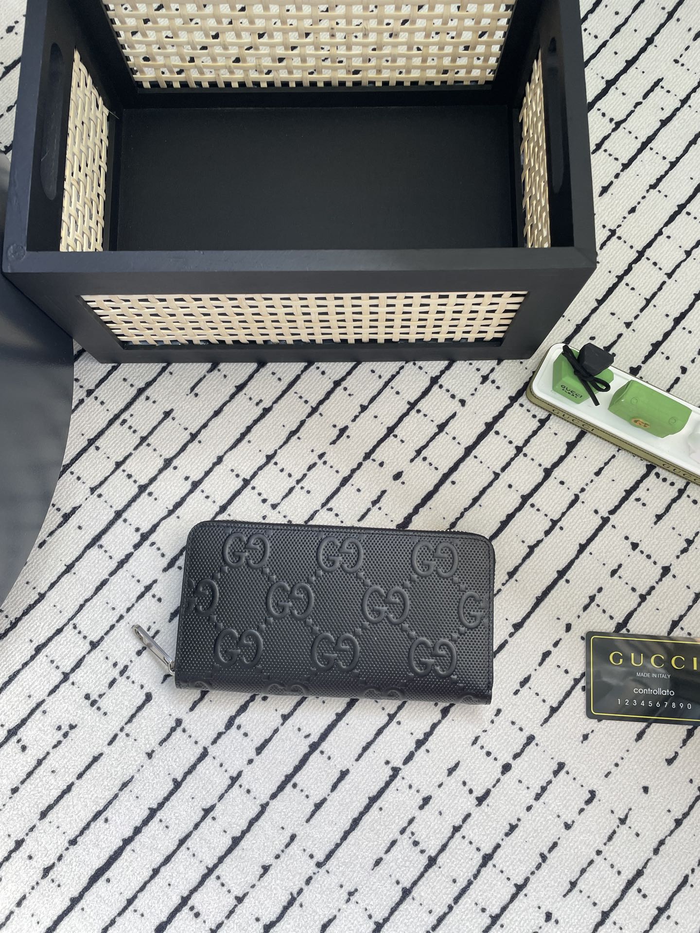 GUCCI 新作財布です 9 zm 95519