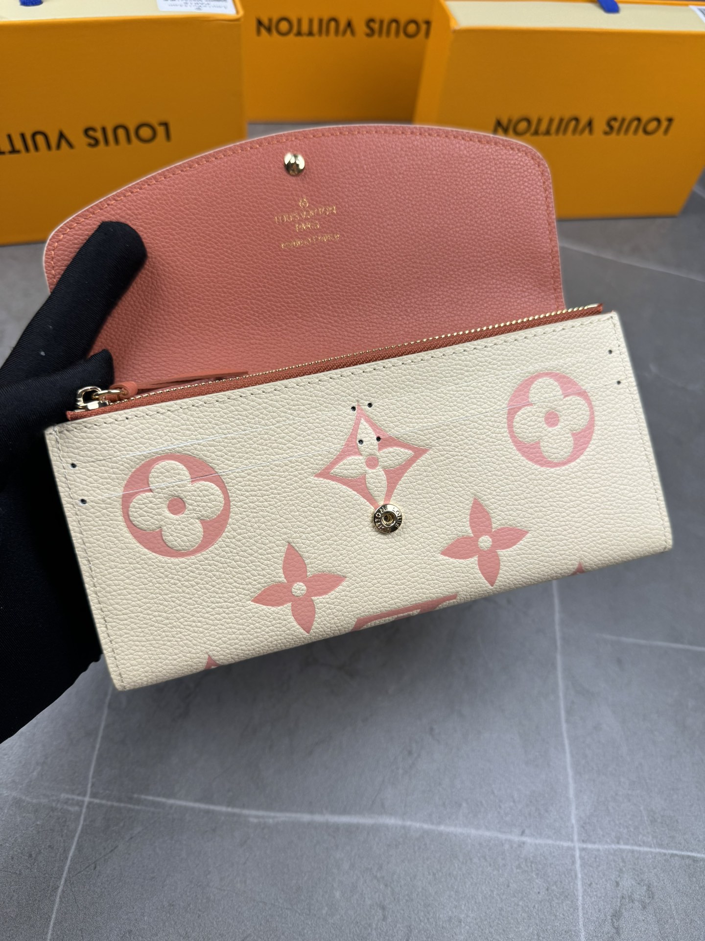 LV Louis Vuitton 新作財布です 4 zm 95518