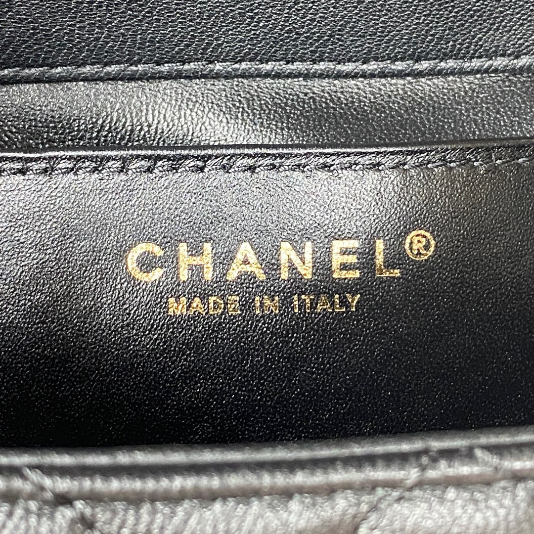 Chanel MINI FLAP BAG AS3648