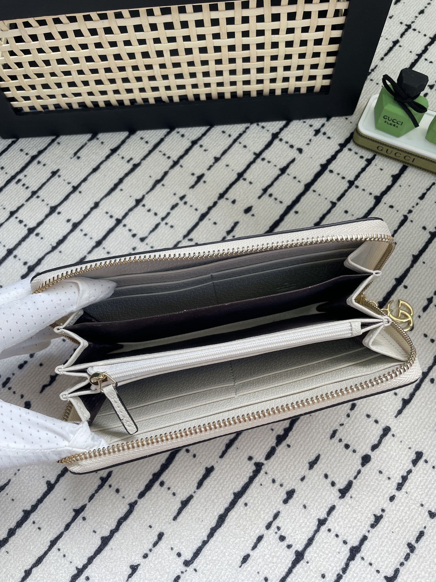 GUCCI 新作財布です 18 zm 95519