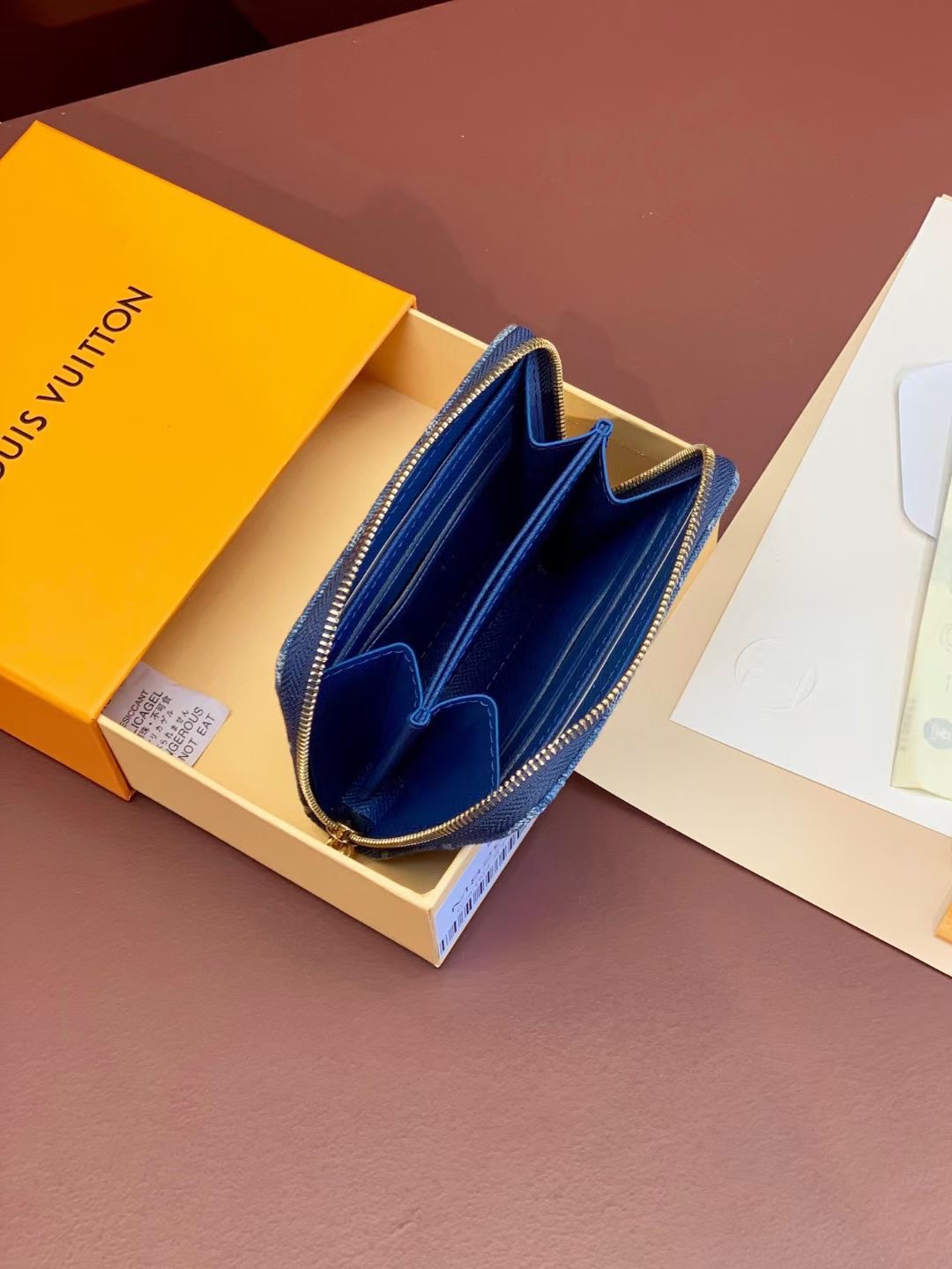 LV Louis Vuitton 新作財布です 46 zm 95522
