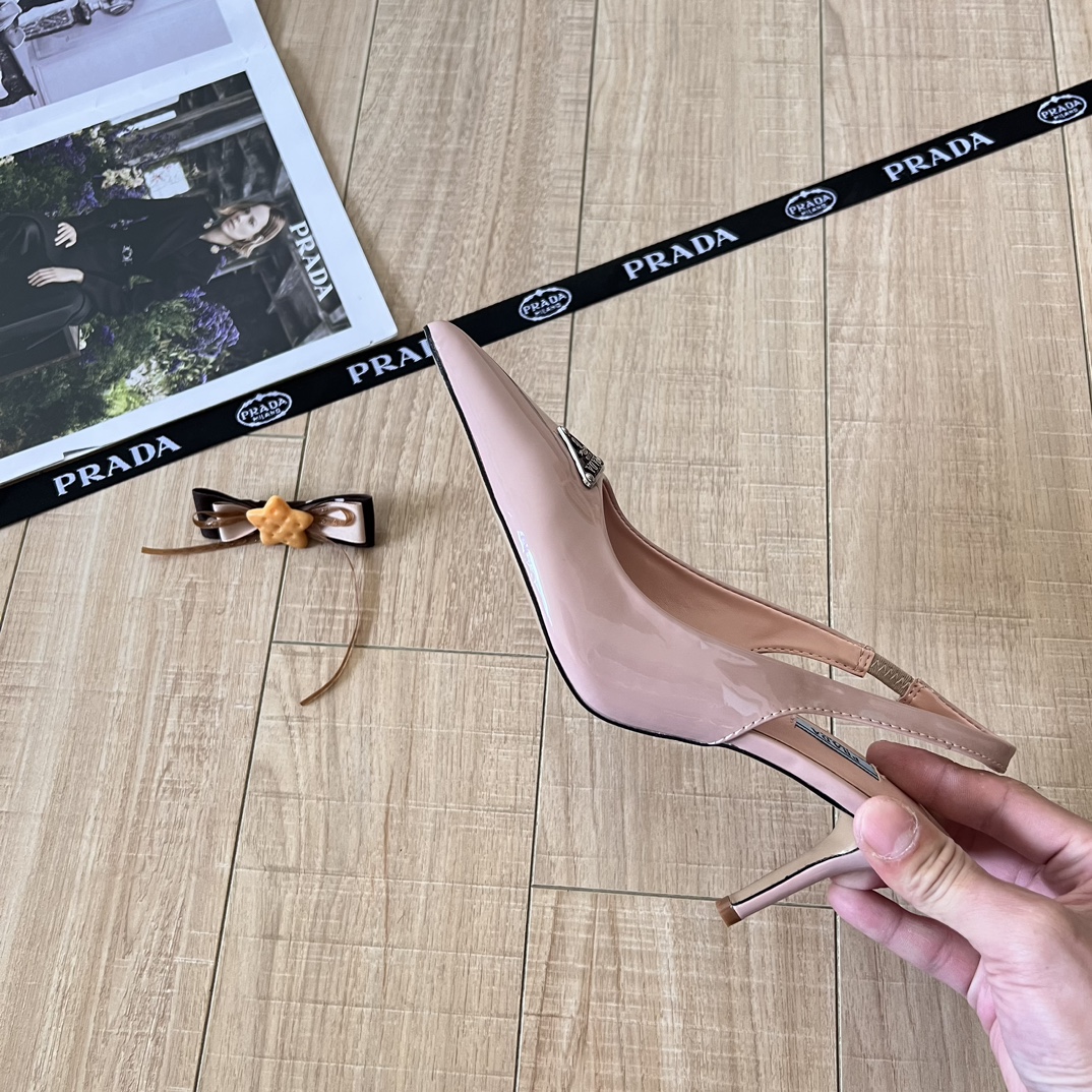Prada 最新ランウェイモデルハイヒール 03zm 95759