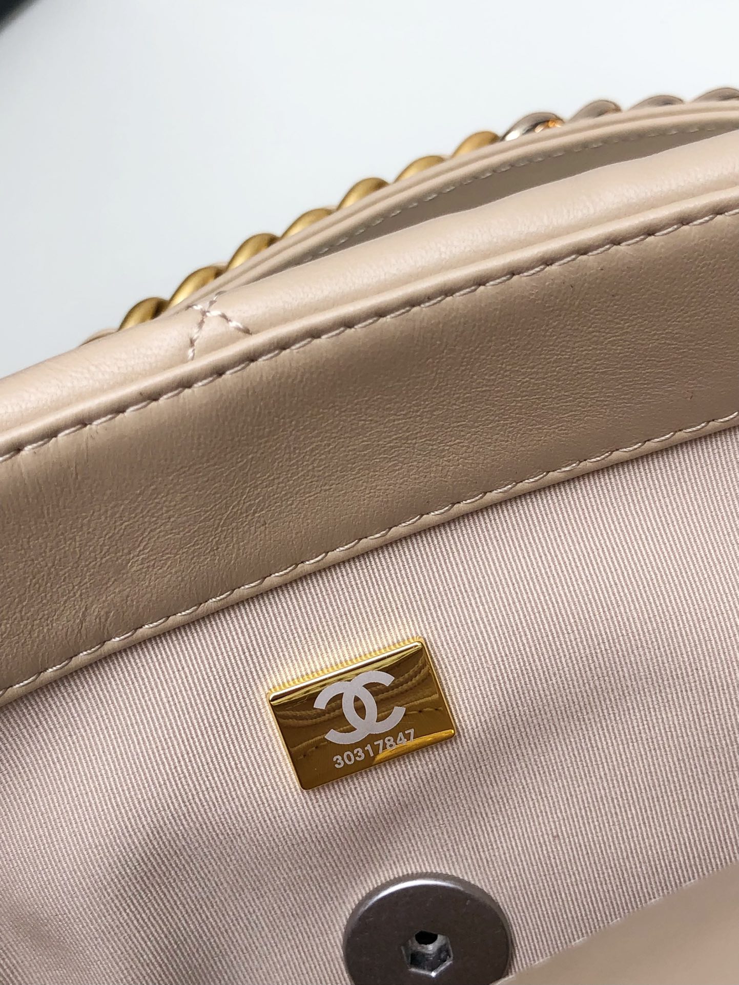 Chanel 19 medium 1161