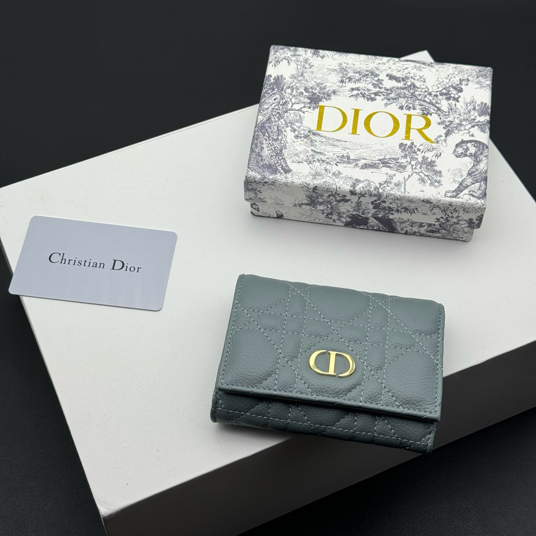 Dior 羊の皮の財布 5 zm 94920