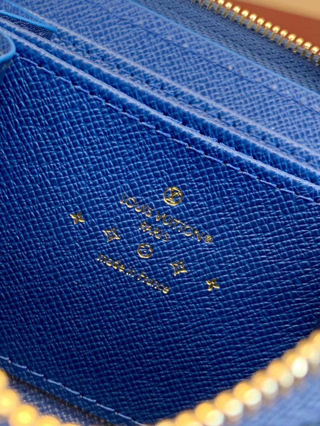 LV Louis Vuitton 新作財布です 46 zm 95522