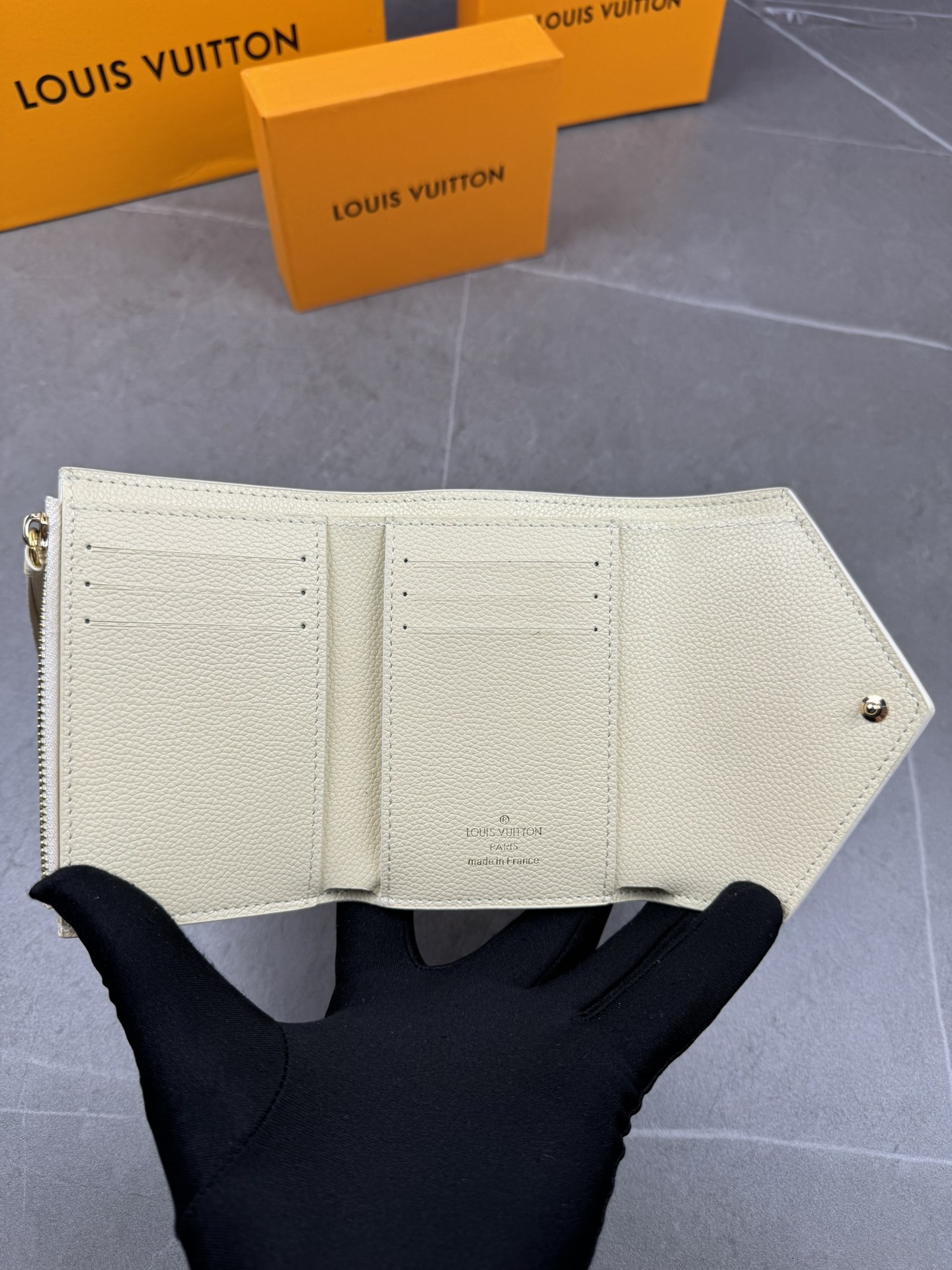 LV Louis Vuitton 新作財布です 2 zm 95518