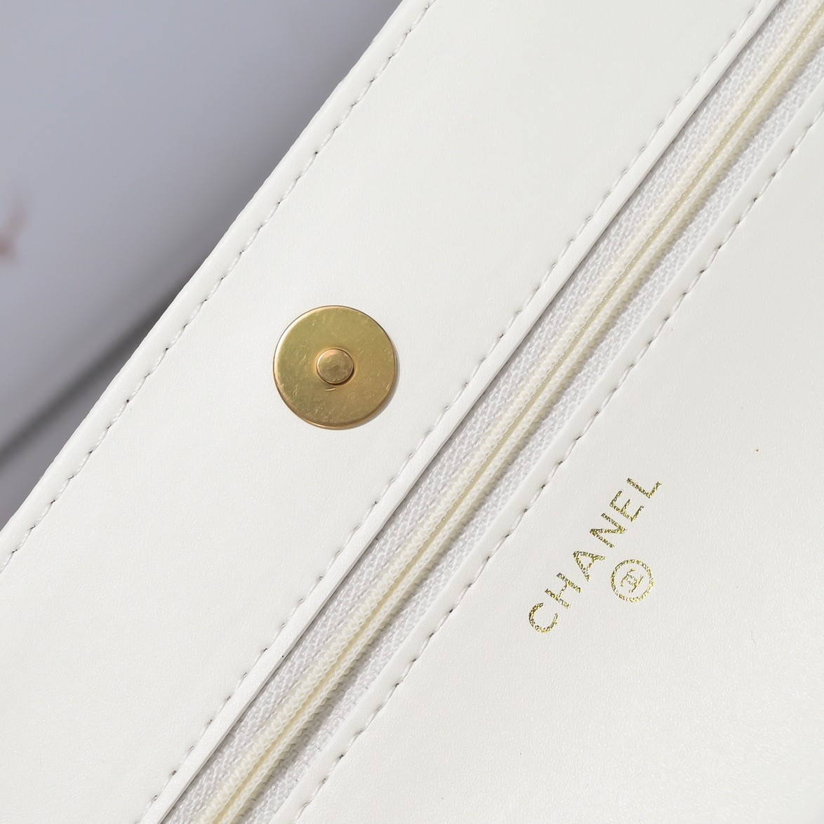 CHANEL 22SS AP2804