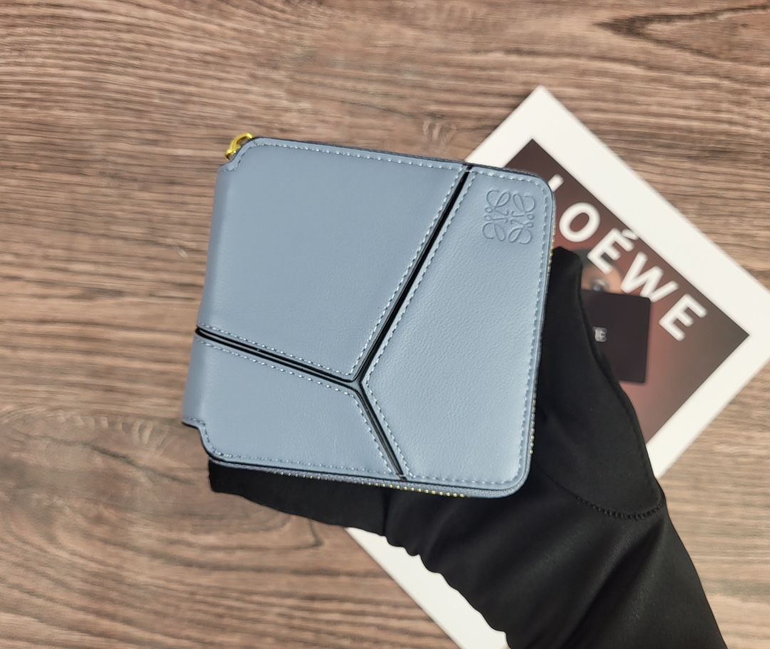 LOEWE 財布 2 zm 94920