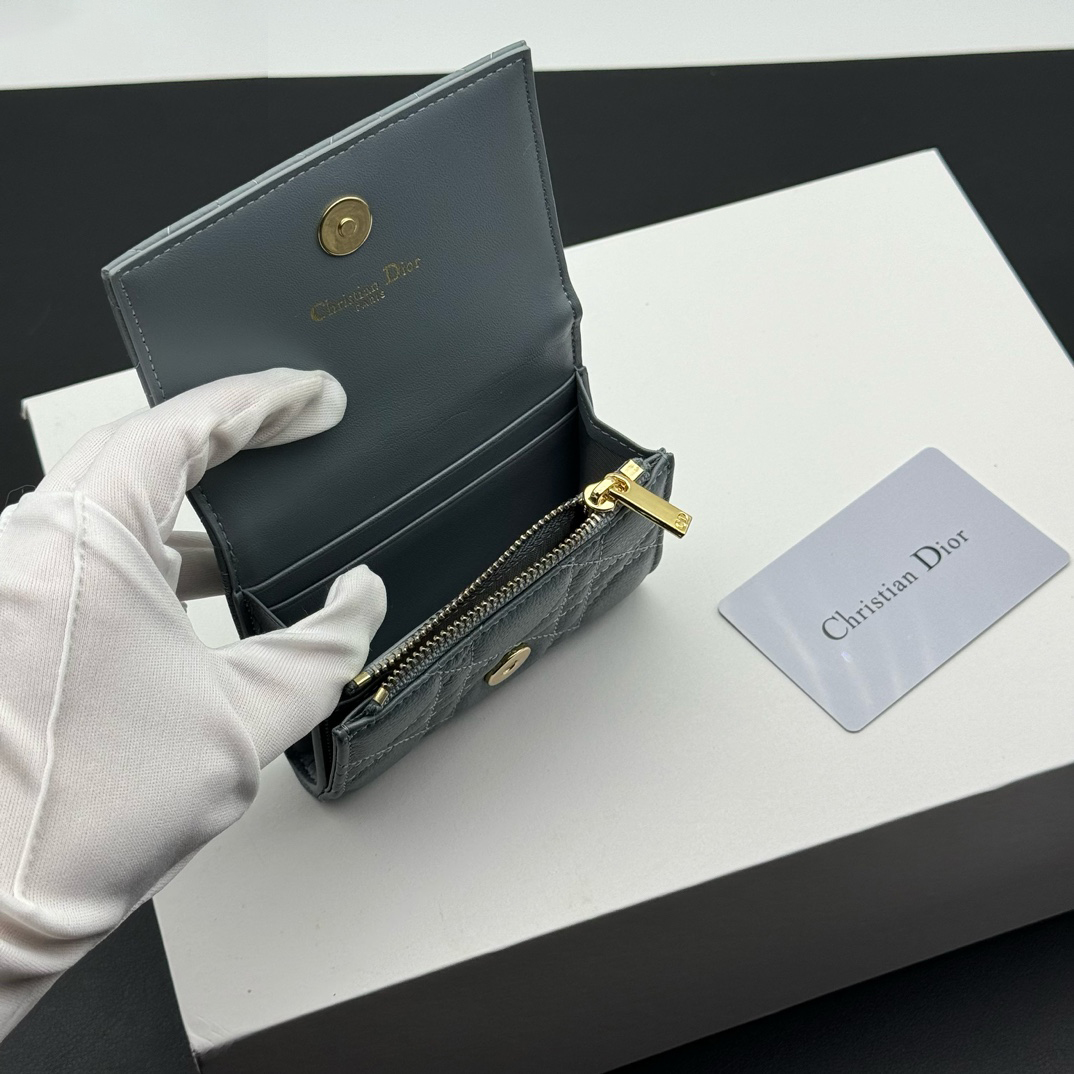 Dior 羊の皮の財布 5 zm 94920
