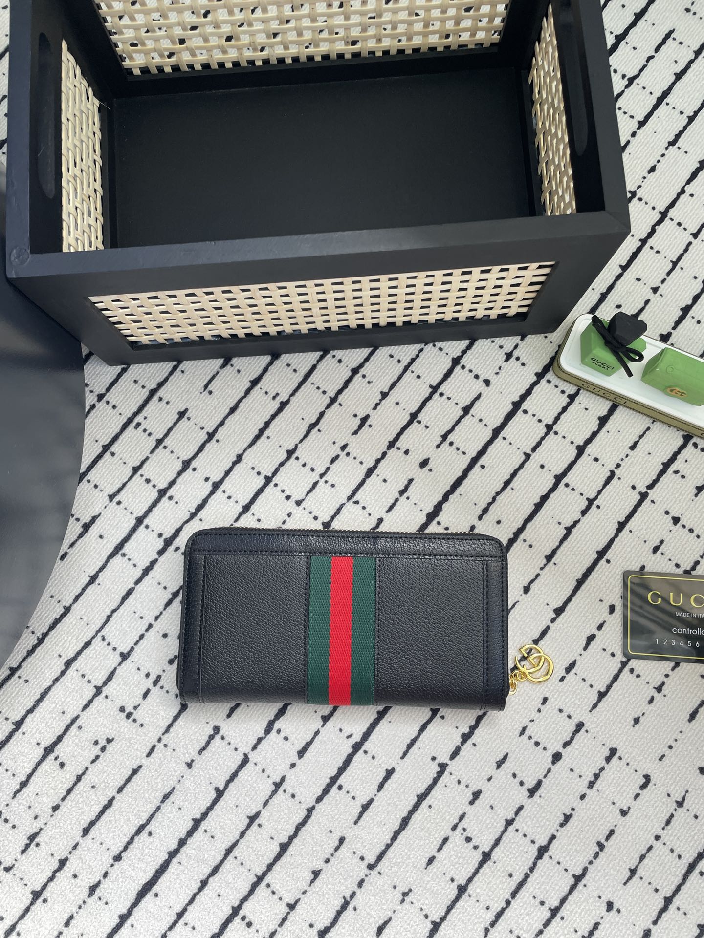 GUCCI 新作財布です 19 zm 95519
