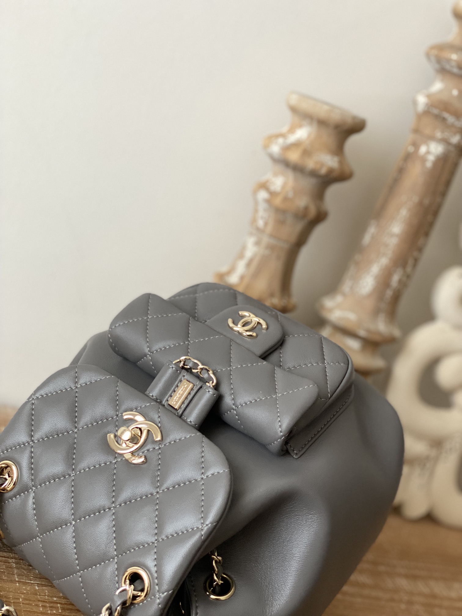 CHANEL 2022 DUMA 2908