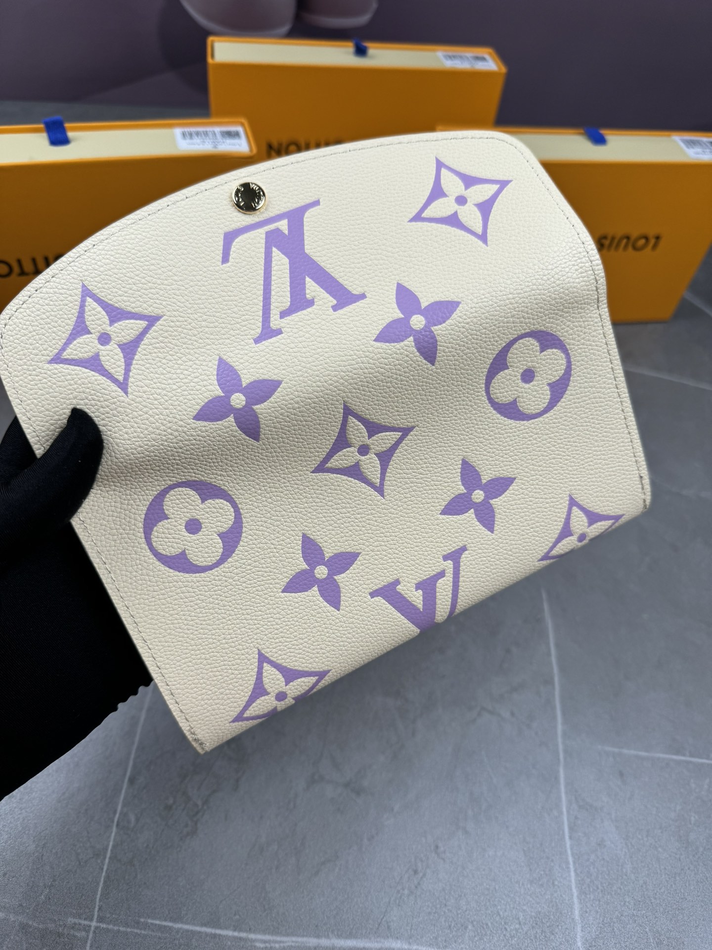 LV Louis Vuitton 新作財布です 6 zm 95518