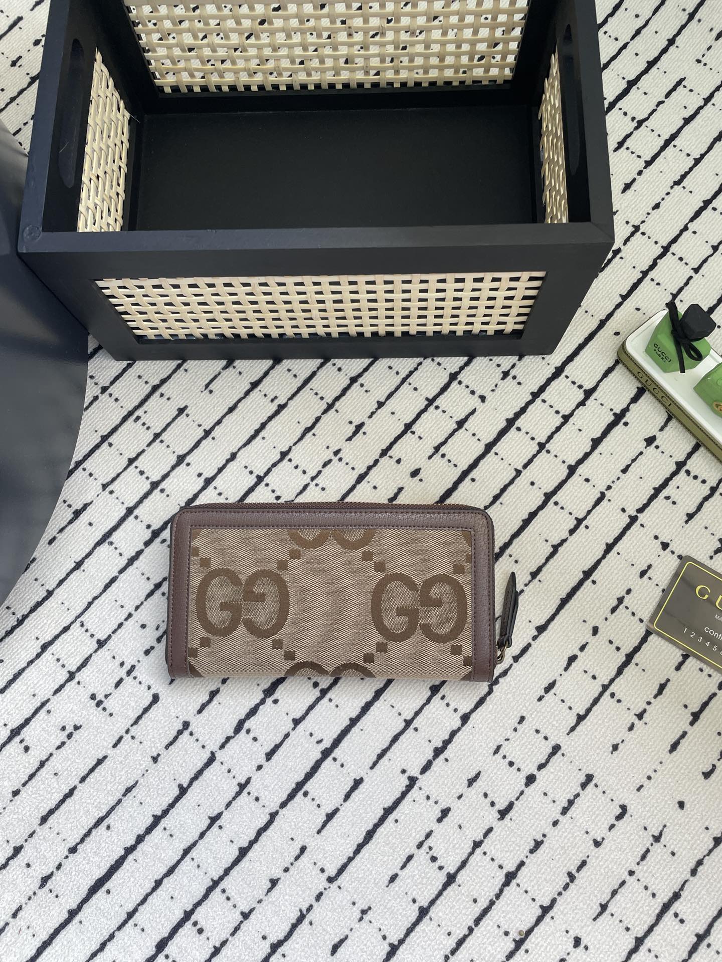 GUCCI 新作財布です 14 zm 95519