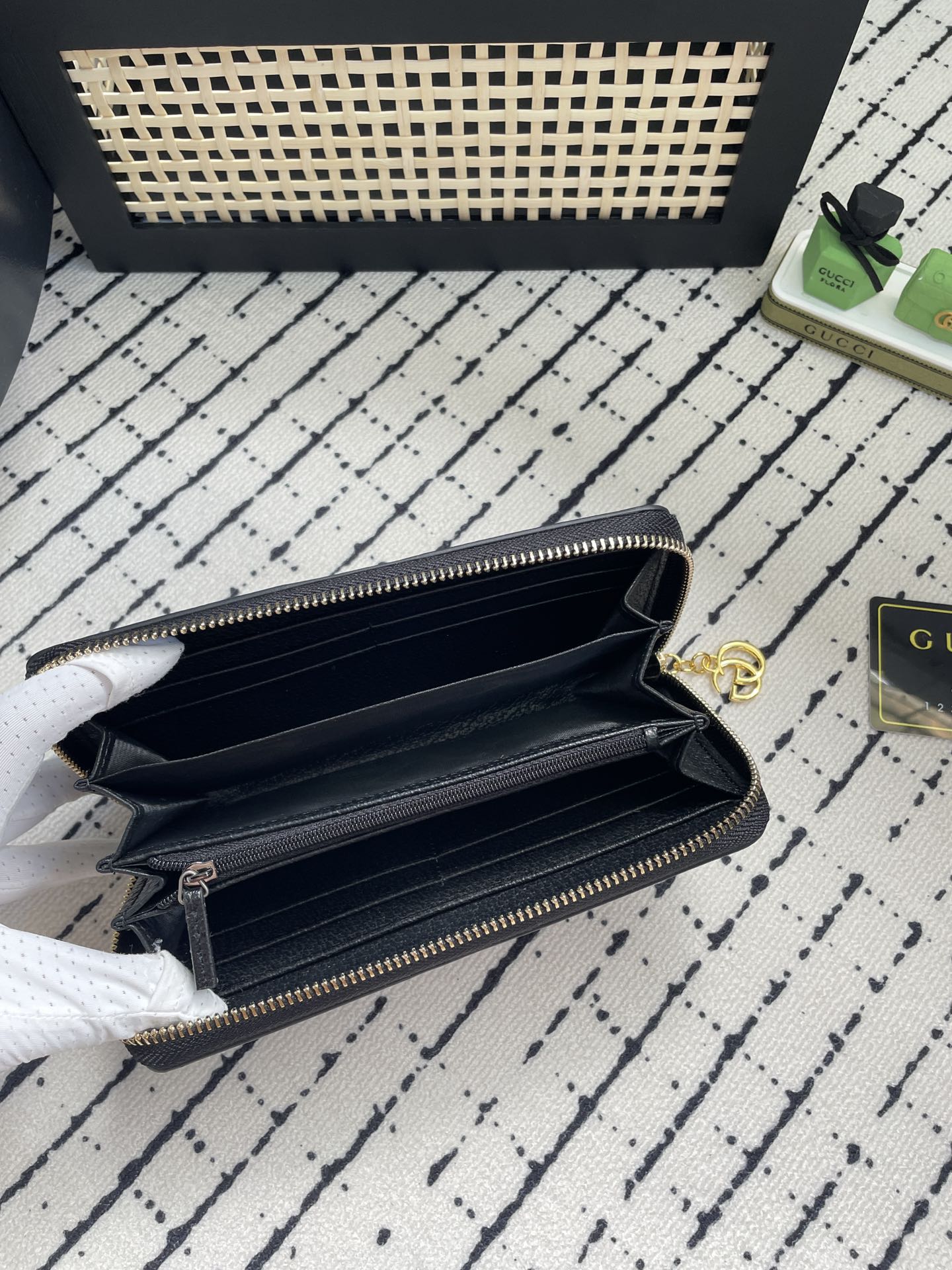 GUCCI 新作財布です 19 zm 95519