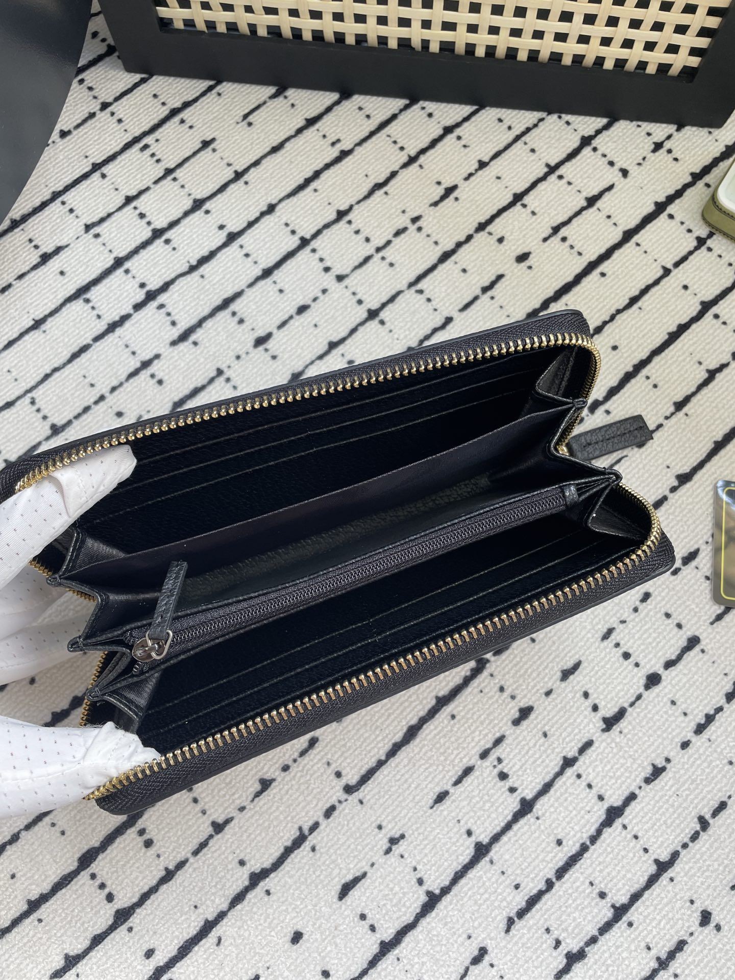 GUCCI 新作財布です 22 zm 95519