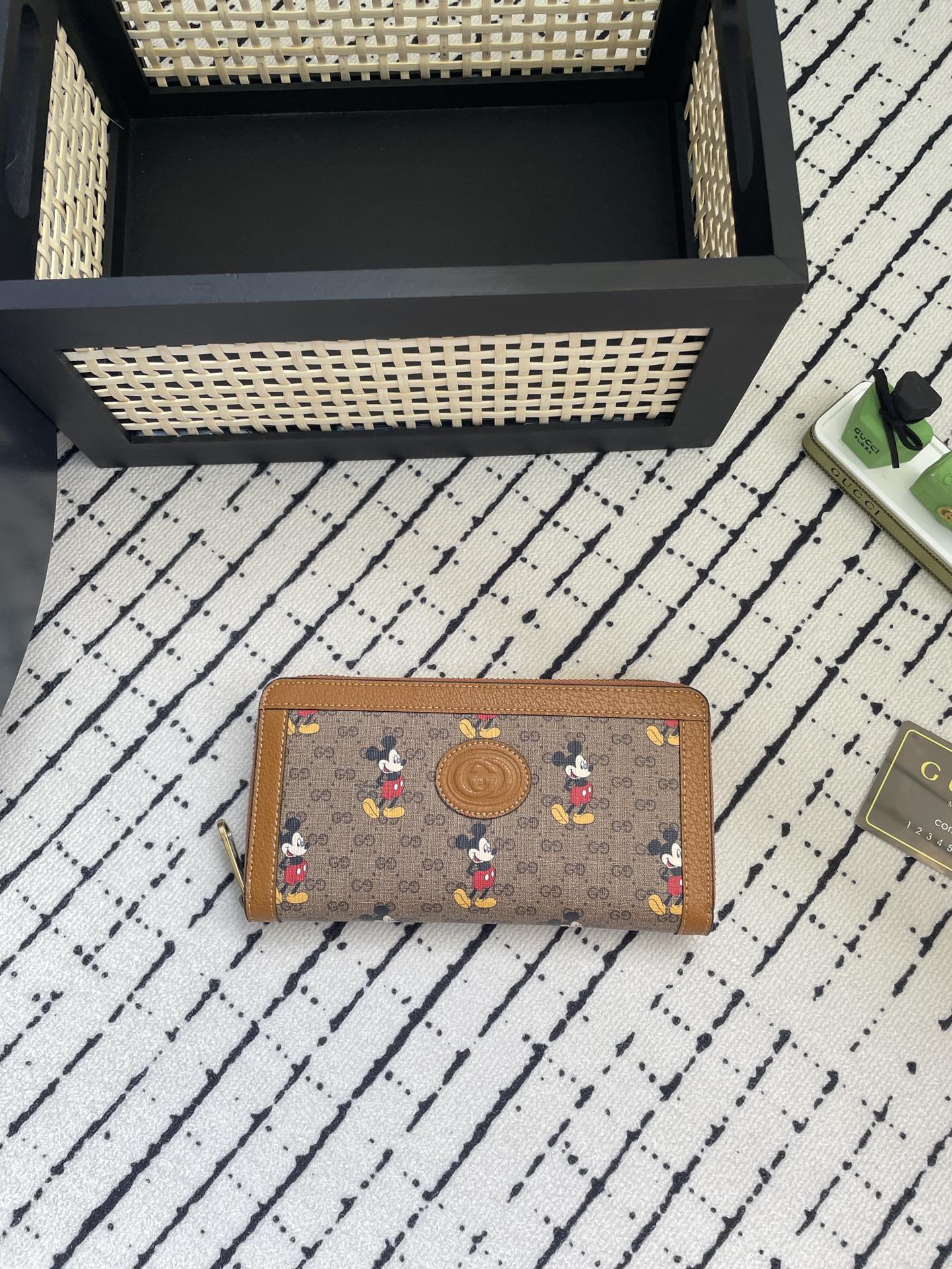 GUCCI 新作財布です 11 zm 95519