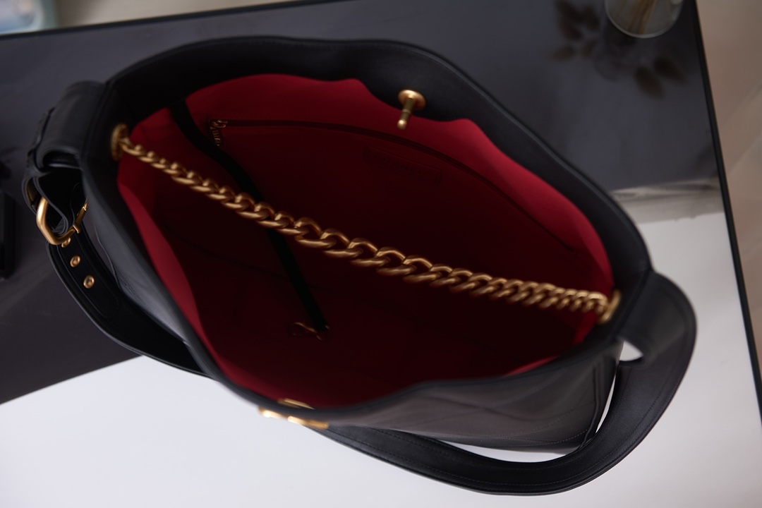 CHANEL SHOPPING BAG C-051