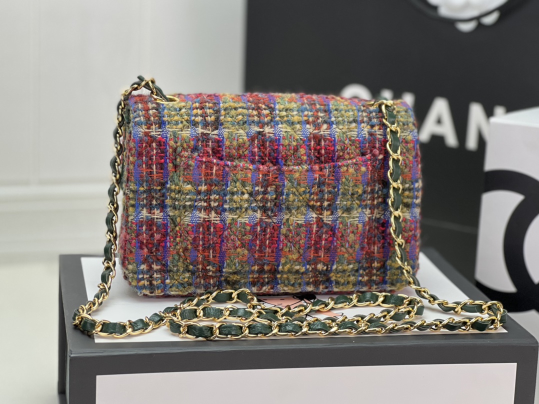 Chanel MINI CLASSIC FLAP BAG 1116