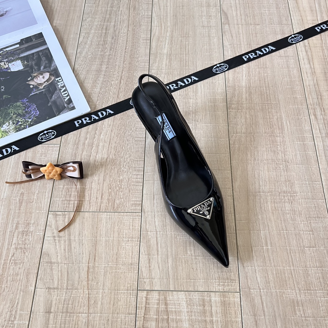 Prada 最新ランウェイモデルハイヒール 02zm 95759